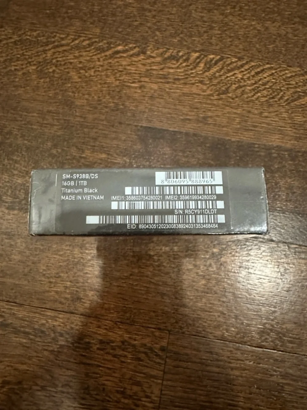 Samsung Titanium Black handset box